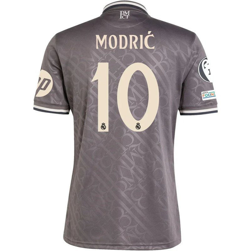 Camiseta de Luka Modric del Real Madrid 24/25 III (versión para aficionados)