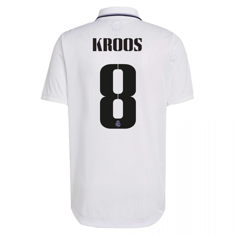 Camiseta local de Toni Kroos del Real Madrid 22/23 (versión para aficionados)